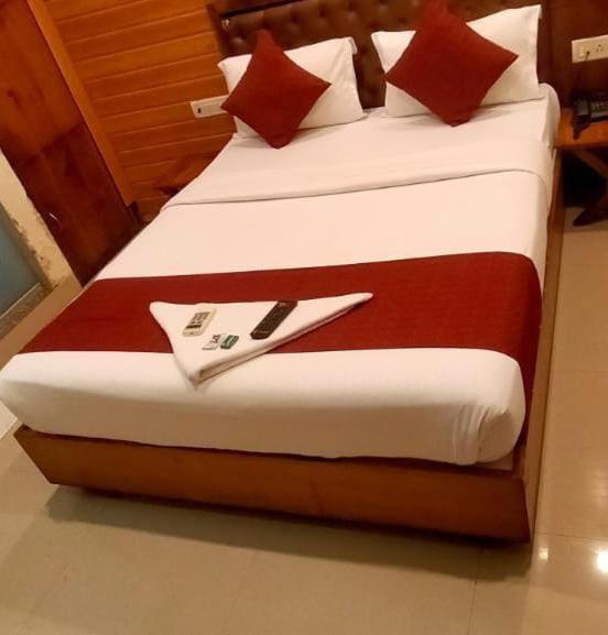 Grandeur By Avion Palace Near T2 International Airport Mumbai Exteriör bild